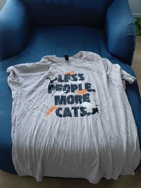 Less People More Cats Graphic Tee - Gray